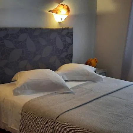 D'hotes Chez Dumitra 3* Calès